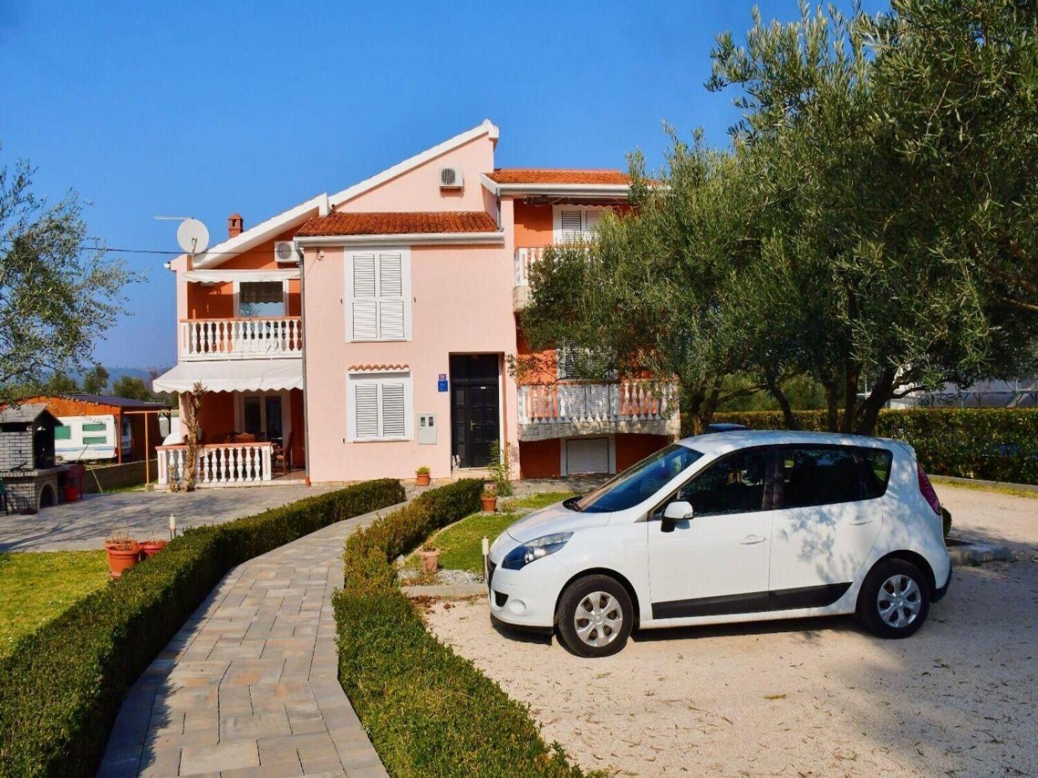 Apartments Darko - 30 M From Beach Sukošan Exterior foto